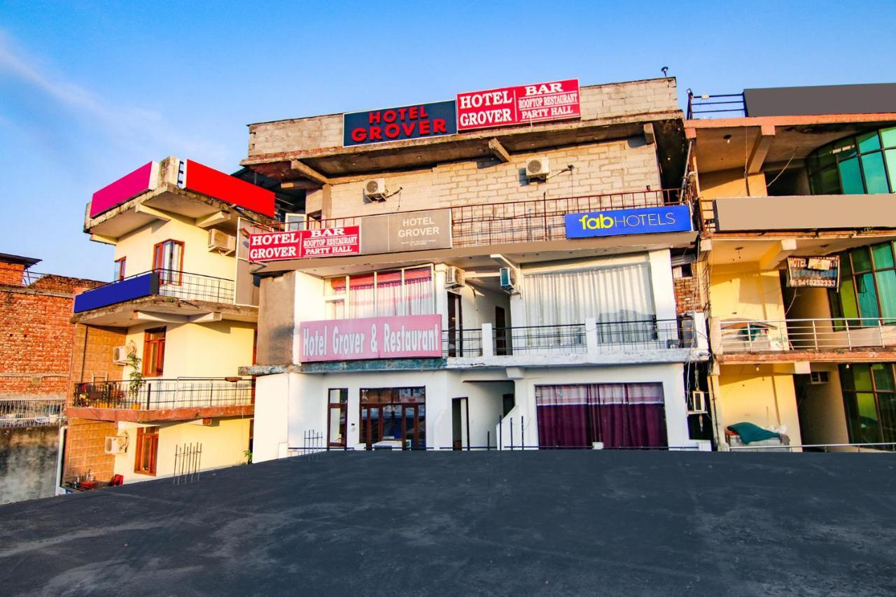 Fabhotel Grover Kangra Buitenkant foto