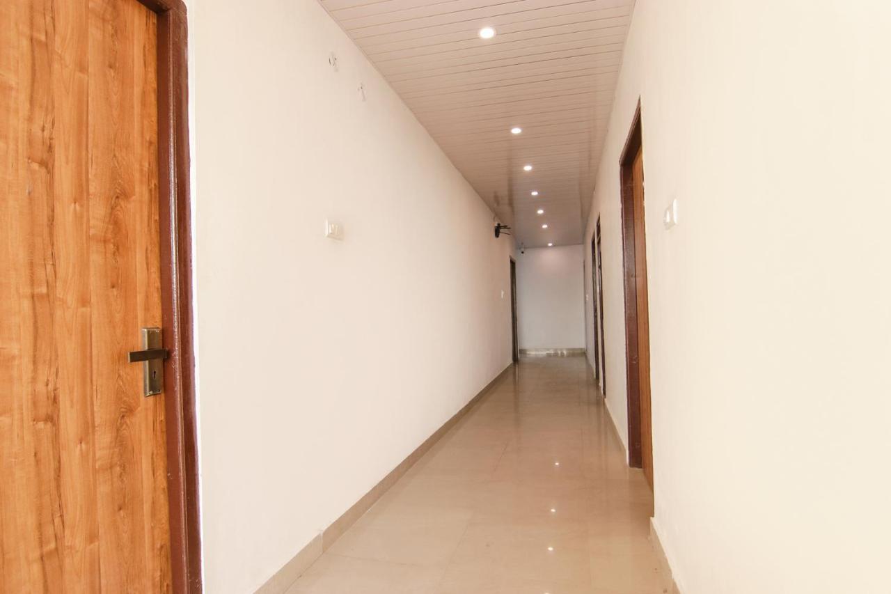 Fabhotel Grover Kangra Buitenkant foto